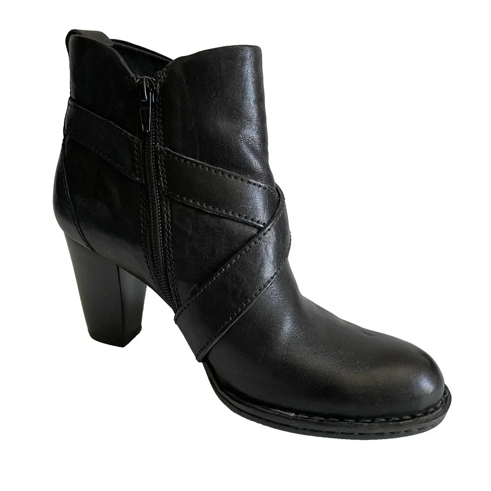 Born Women's Black Leather Boots Buckle Stack Heels Side Zip‎ W31647, Size 7.5